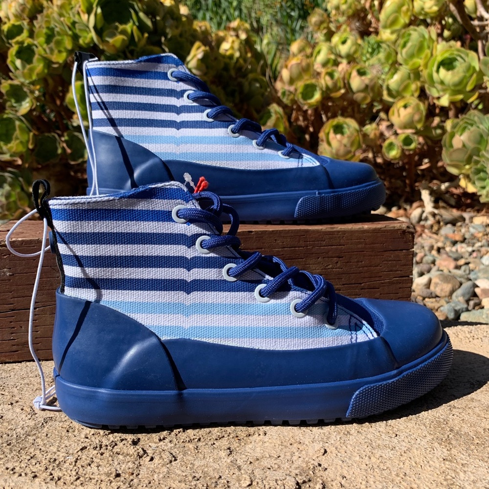 Youth size Hunter dipped canvas sneakers! new! - Picture 1 of 8